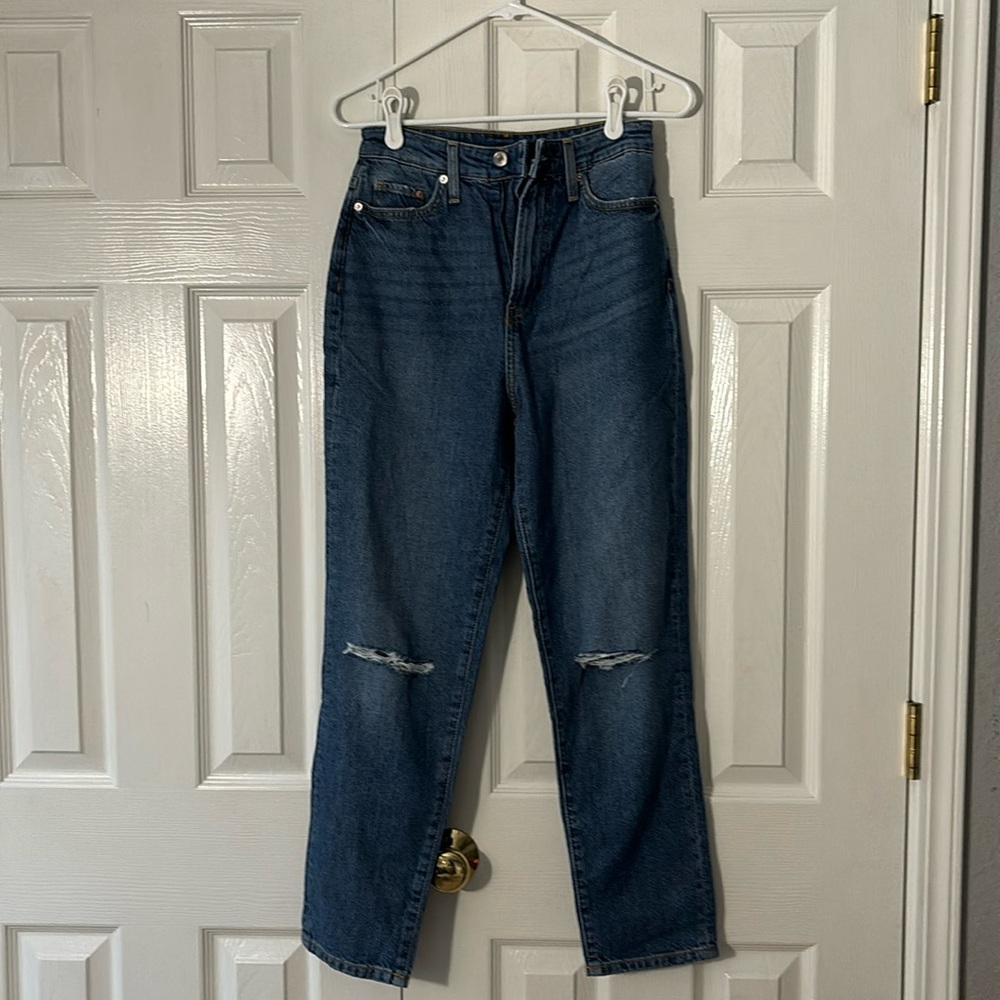 H&M Mom Jeans-Ultra High Waist